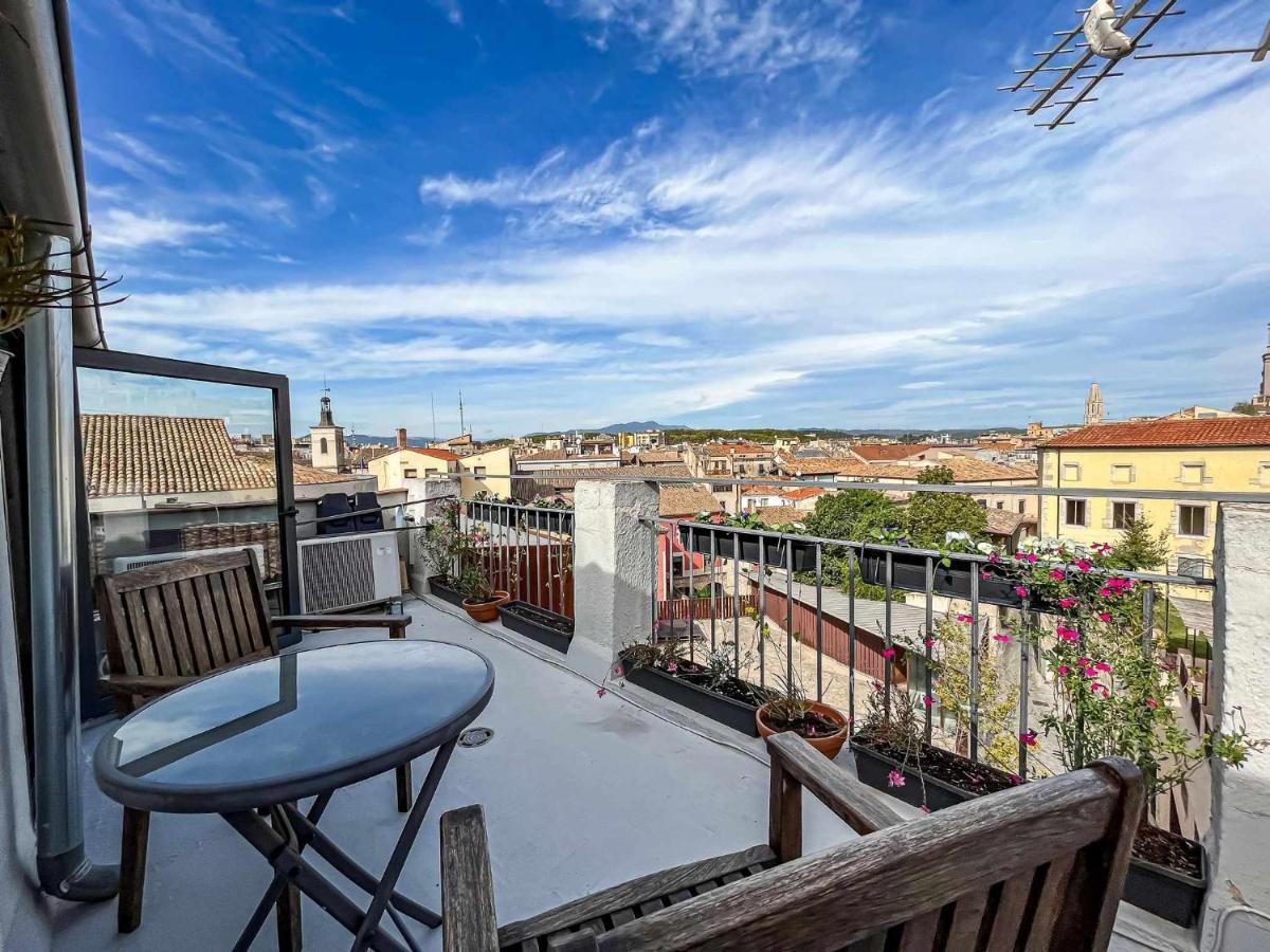 Romantic Duplex With Terrace And Great Views Girona Ngoại thất bức ảnh